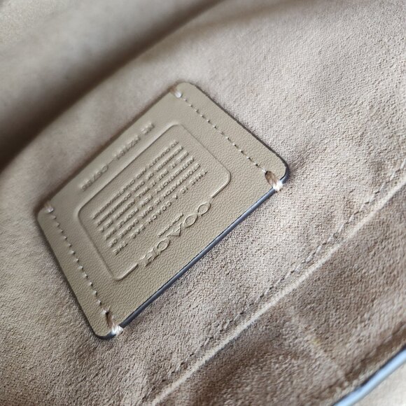 COACH Tammie colorblock shoulder bag crossbody cream and tan with black accent - Picture 9 of 9